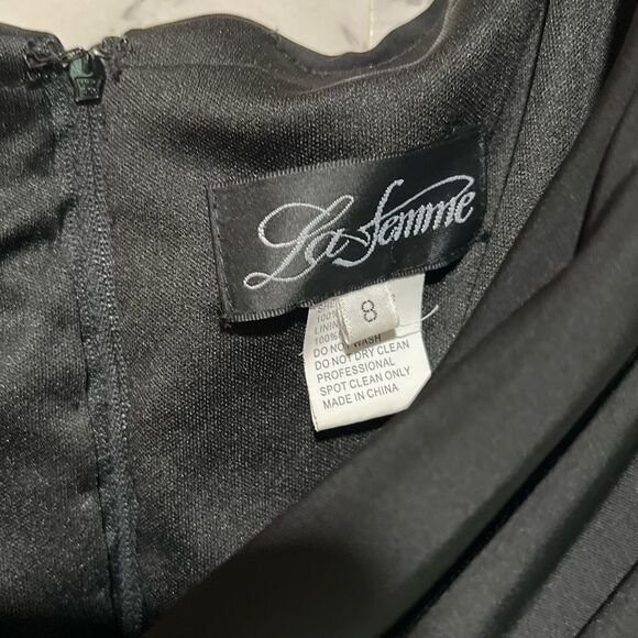 La Femme Ruched Jersey Column Gown - Picture 6 of 9